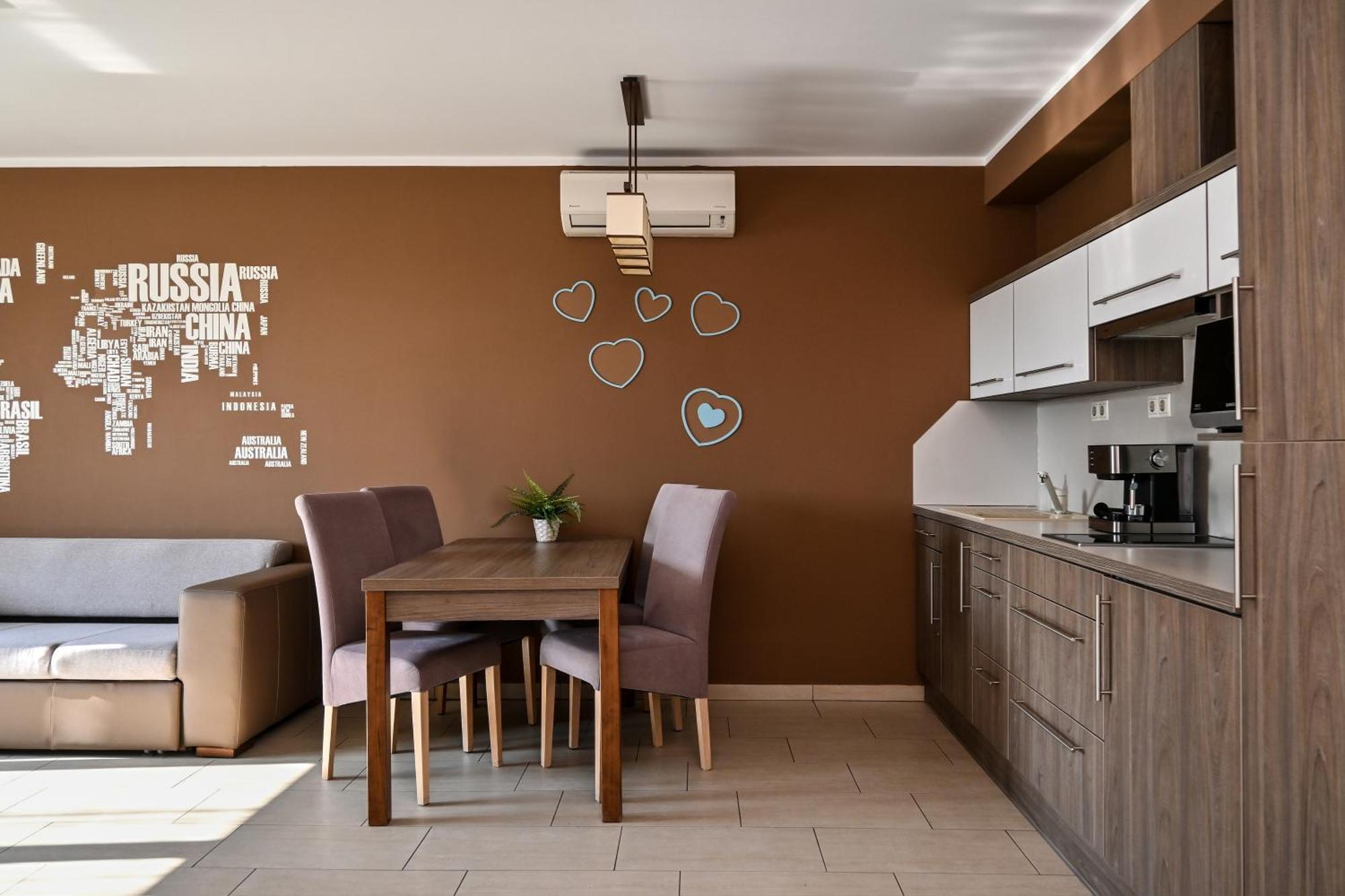 Zafir Apartman Sárvár Екстериор снимка